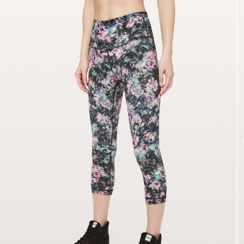 Lululemon Wunder Under Dappled Daze Multi size 8 - Picture 1 of 8